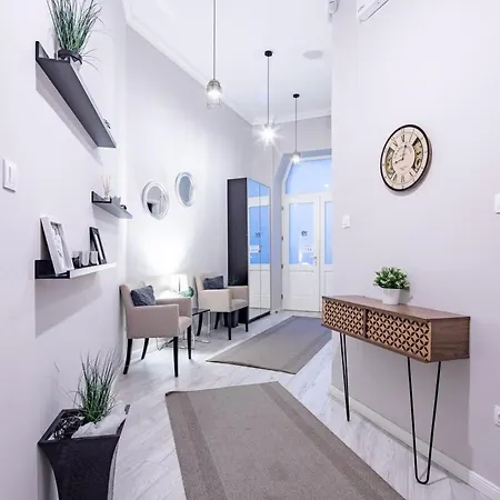 Very - Comfy - Design